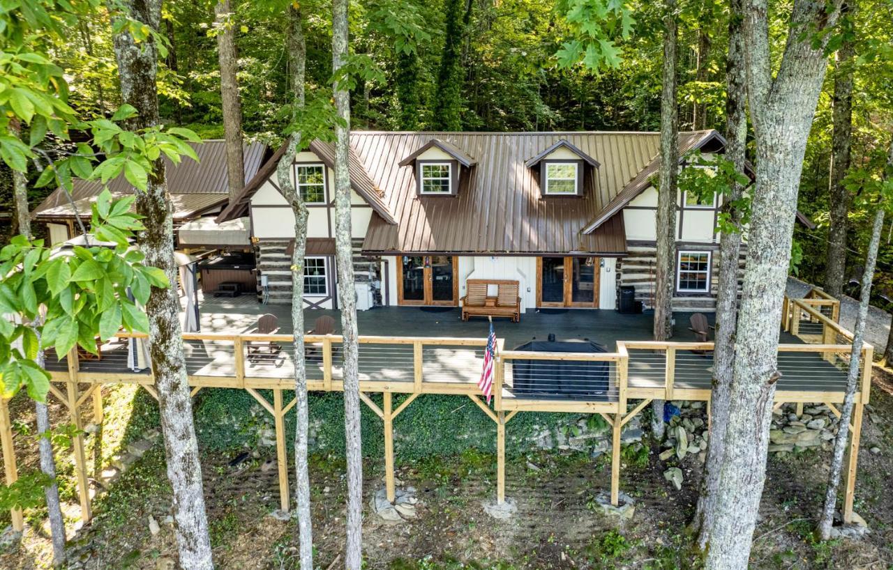 Aquone Staynantahala - Smoky Mountain Cabins מראה חיצוני תמונה